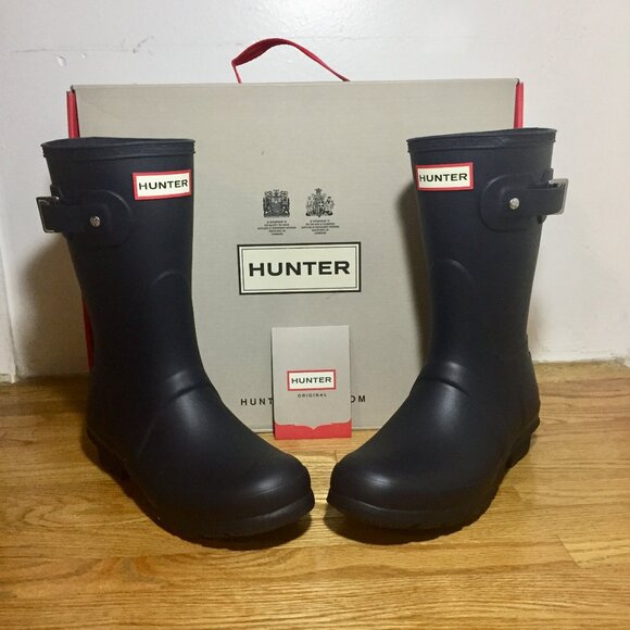 NWT Authentic Hunter Original Short Rain Boot - Navy - Picture 1 of 6
